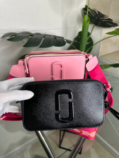 Thessally Cam Shot Bag