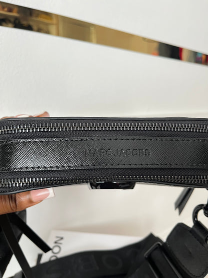 Thessally Cam Shot Bag