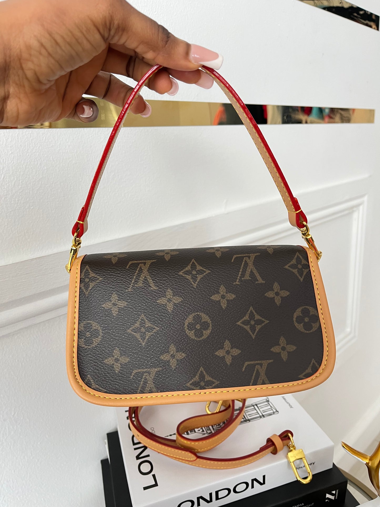 Vintage Belt Baguette