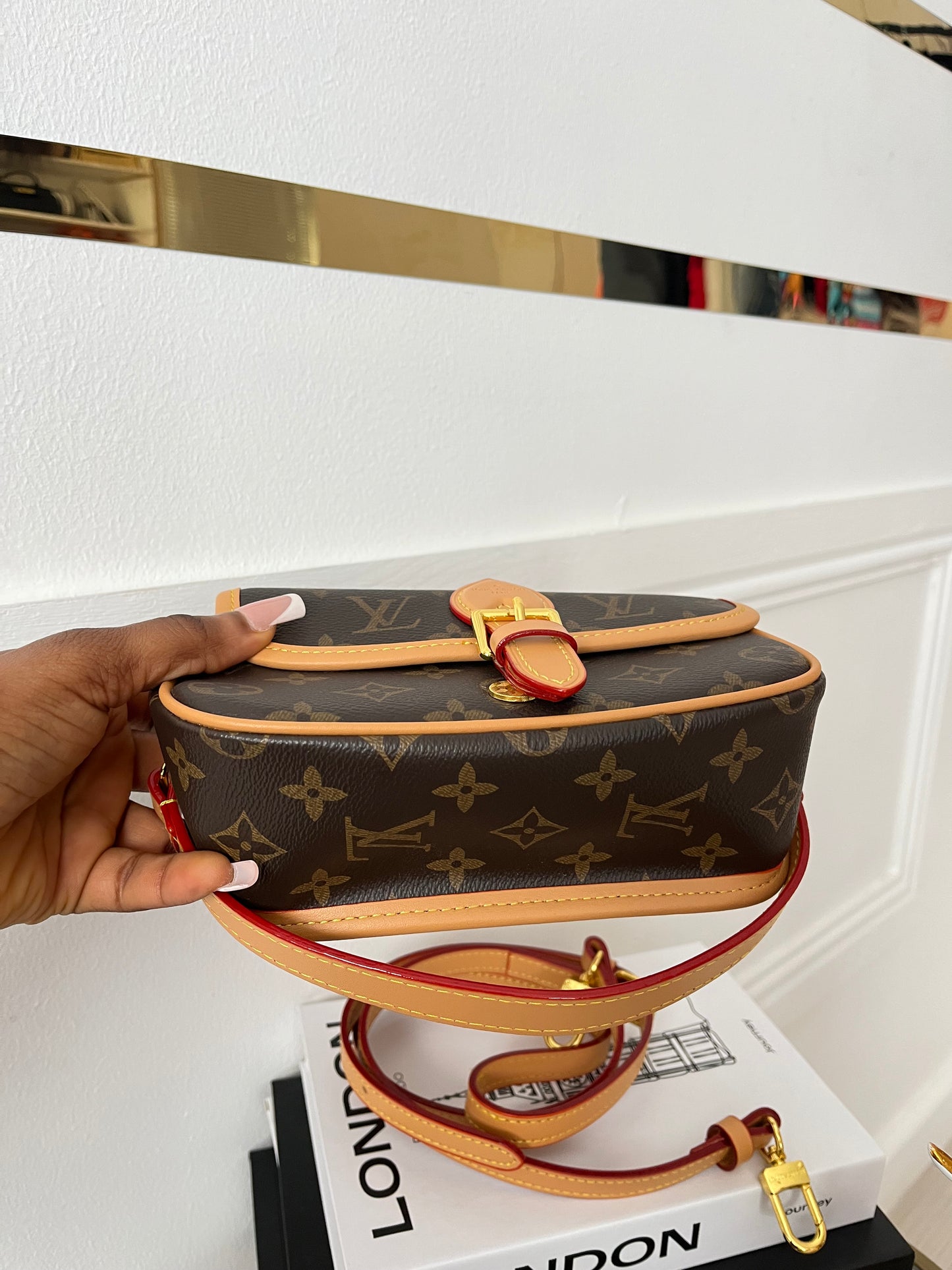 Vintage Belt Baguette